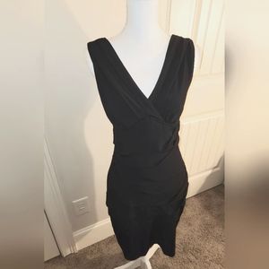 Black Mini Bodycon Sleeveless V-Neck Dress by Connected Apparel Size 6